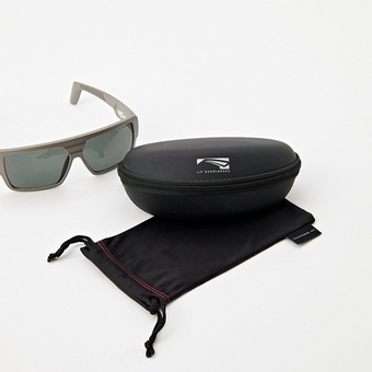 Спортивные очки LiP Rock / Matt Grey / PC Polarized / Smoke